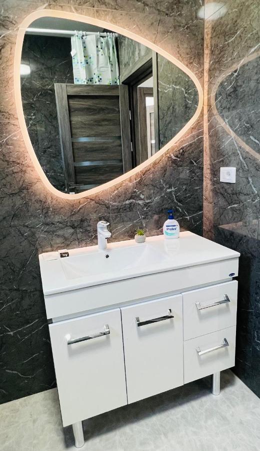 Altheda Living Blue Luxury 29E-4 Appartement Sfintu Ilie Buitenkant foto