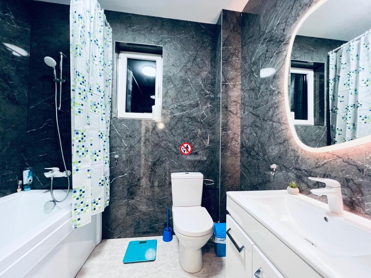 Altheda Living Blue Luxury 29E-4 Appartement Sfintu Ilie Buitenkant foto
